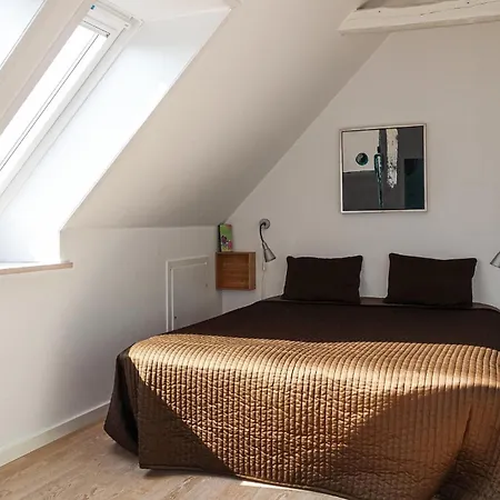 In Aakirkeby With 2 Bedrooms, Wifi And Outdoor Swimming Pool Apartment