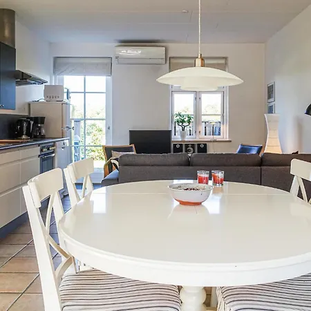 Apartment In Aakirkeby With 2 Bedrooms, Wifi And Outdoor Swimming Pool