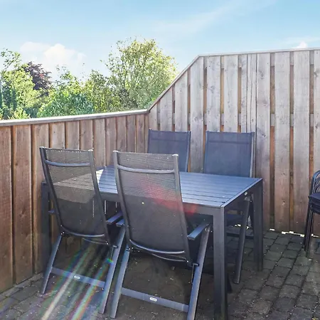 Apartment In Aakirkeby With 2 Bedrooms, Wifi And Outdoor Swimming Pool